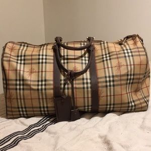 Burberry duffle bag